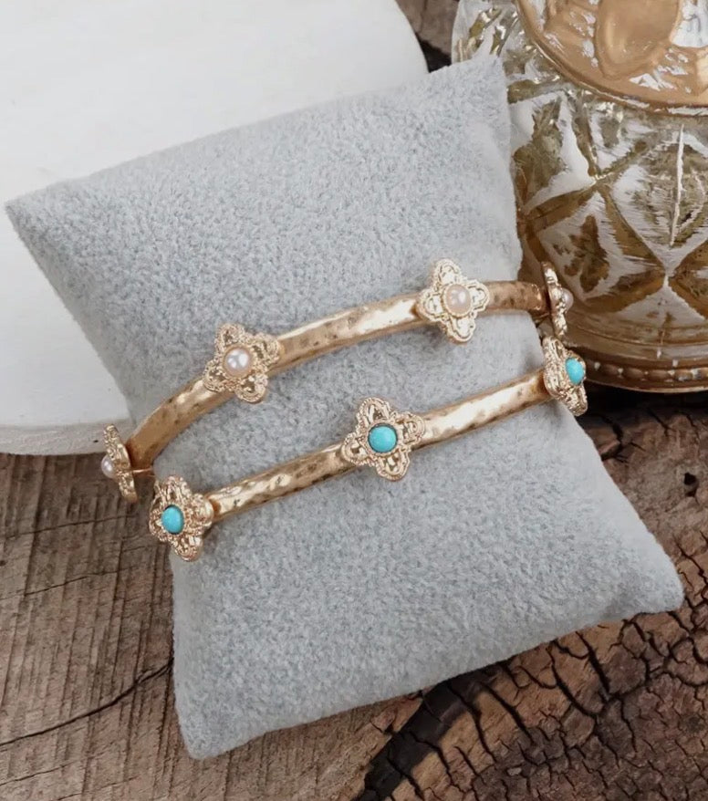 “Sun-Kissed Shine” Gold with Turquoise Medallion Stretchy Bangle Bracelet