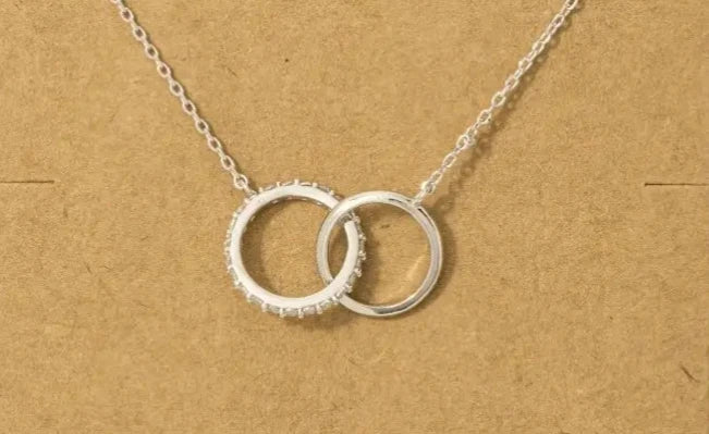 16” White Gold Pavé Circle Link Charm Necklace