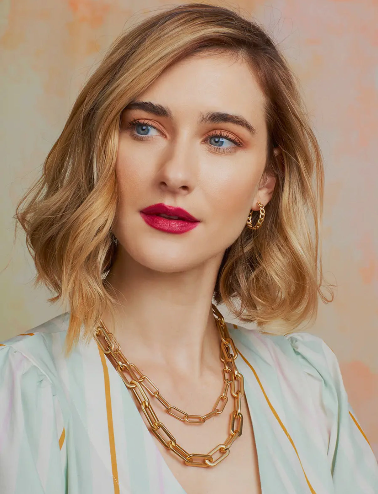 18K Gold-Plated Oblong Linked Collar Necklace in Matte Gold