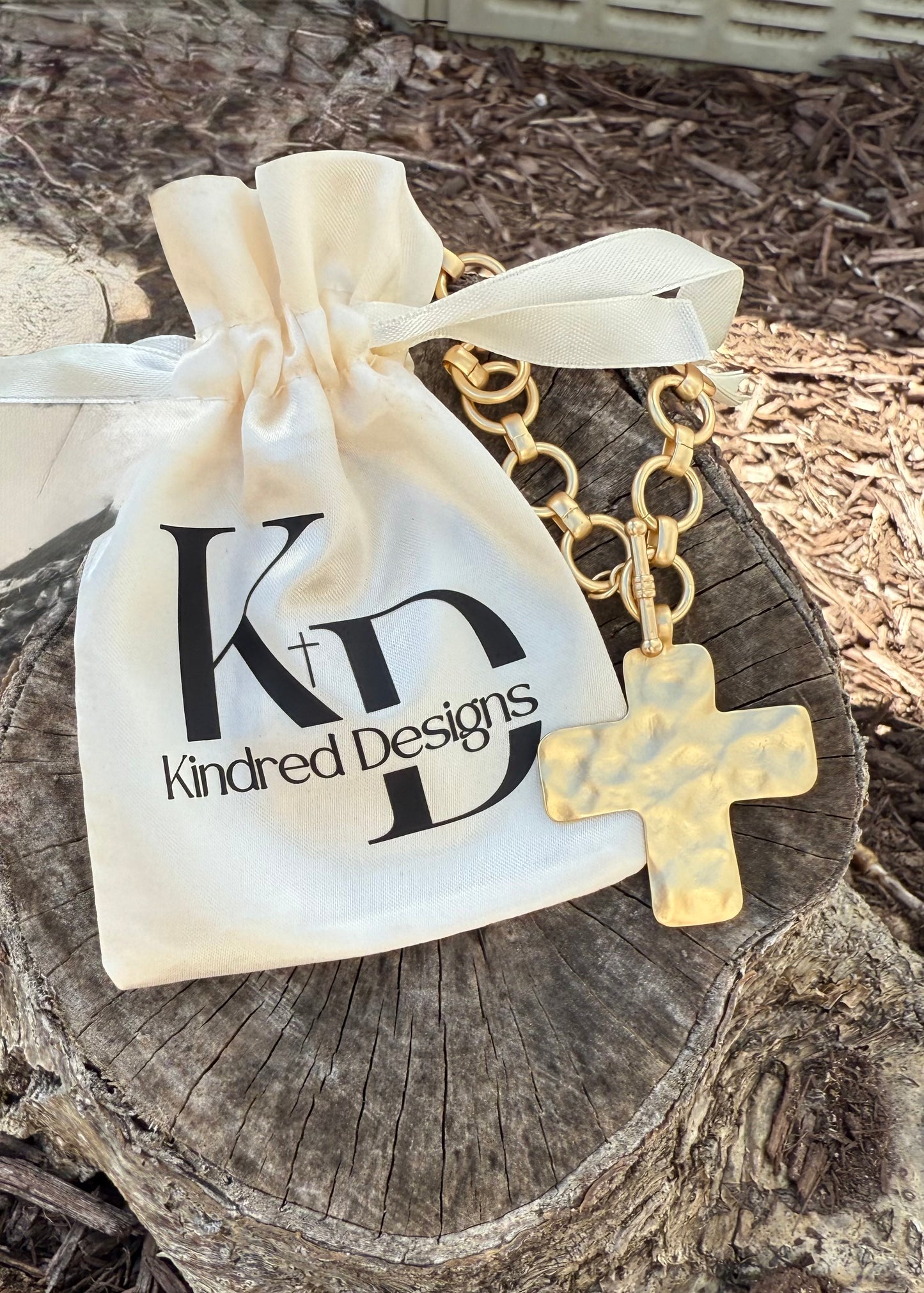 Chunky Gold Toggle Chain Necklace with Hammered Cross Pendant