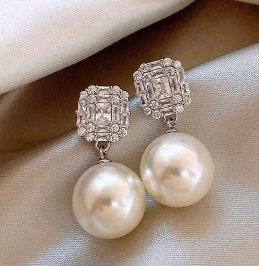 Crystal and Pearl Drop Earrings