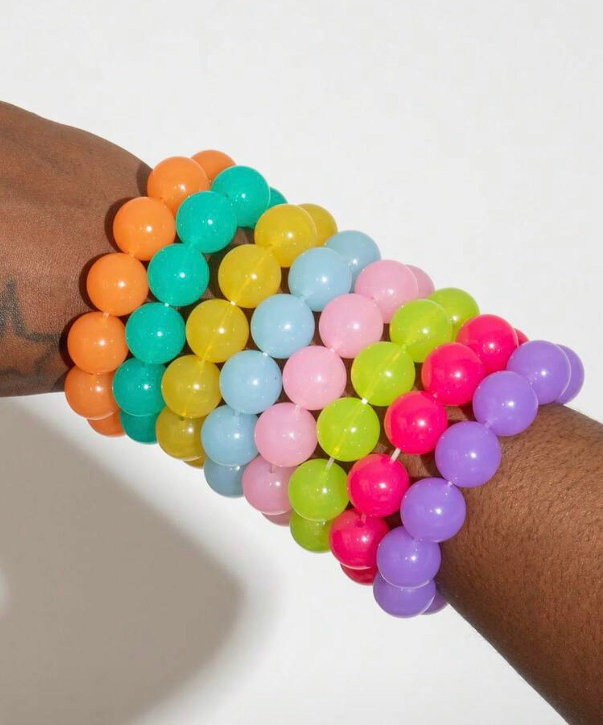 Fun, Stylish & Chic Bohemian Candy-Colored Acrylic Beaded Stretch Bracelet
(Neon Yellowish-Green)
