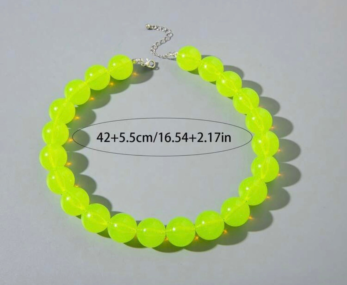 Fun, Stylish & Chic Bohemian Candy-Colored Acrylic Beaded Stretch Bracelet
(Neon Yellowish-Green)