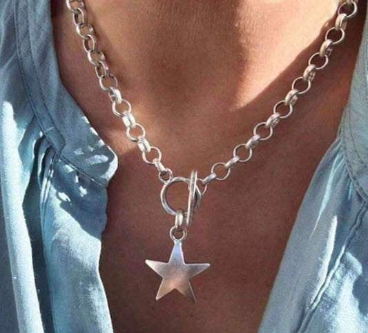 Silver Toggle Chain Necklace with Silver Star Pendant