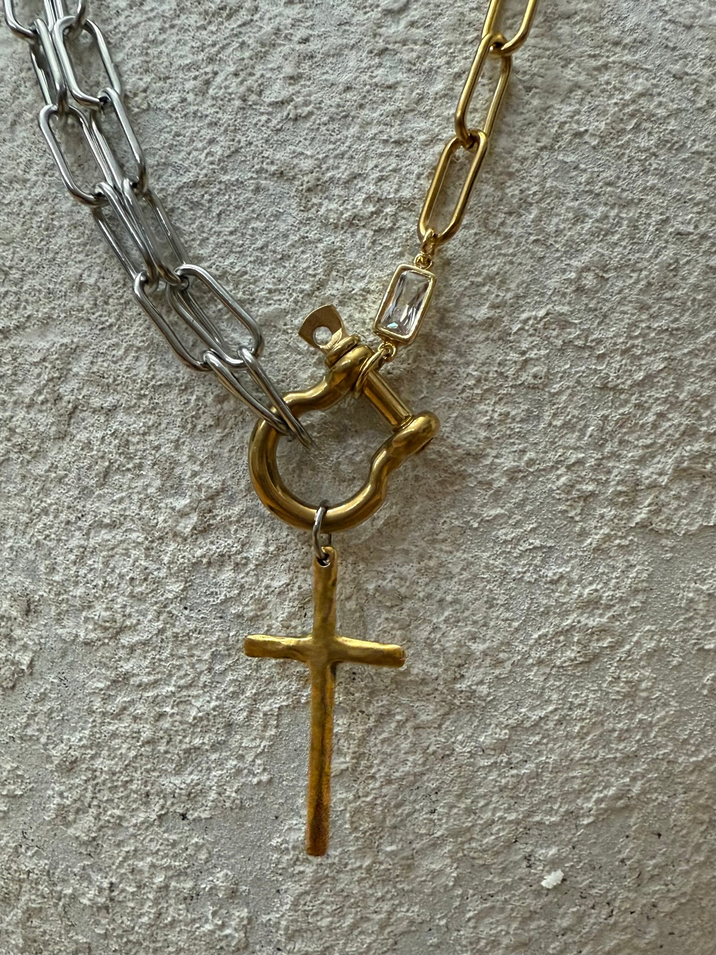 ✨Pre-Order✨ Two-Tone Paperclip Chain Shackle Necklace,