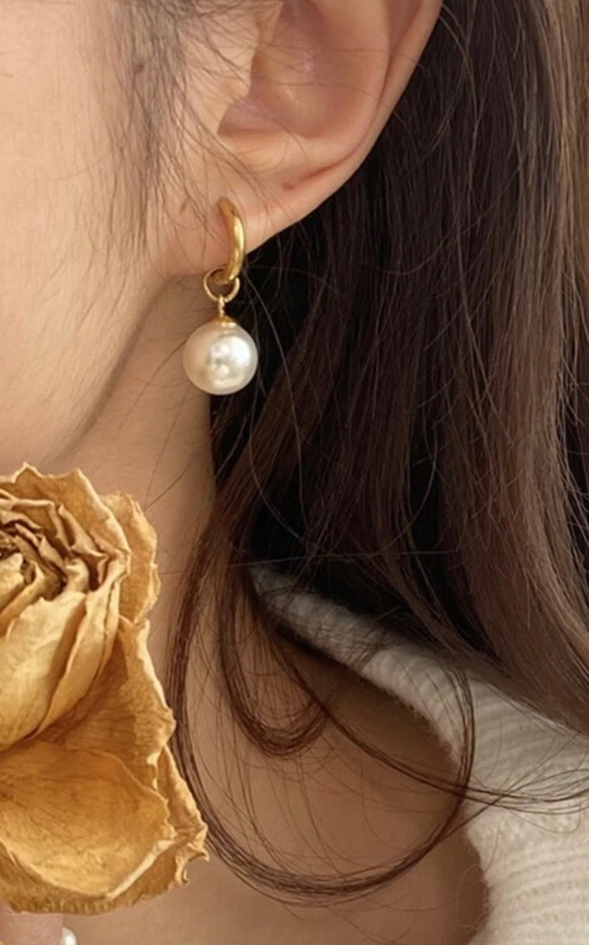 Gold Stainless Steel Huggie Hoop Earrings with Drop/Dangle Pearl