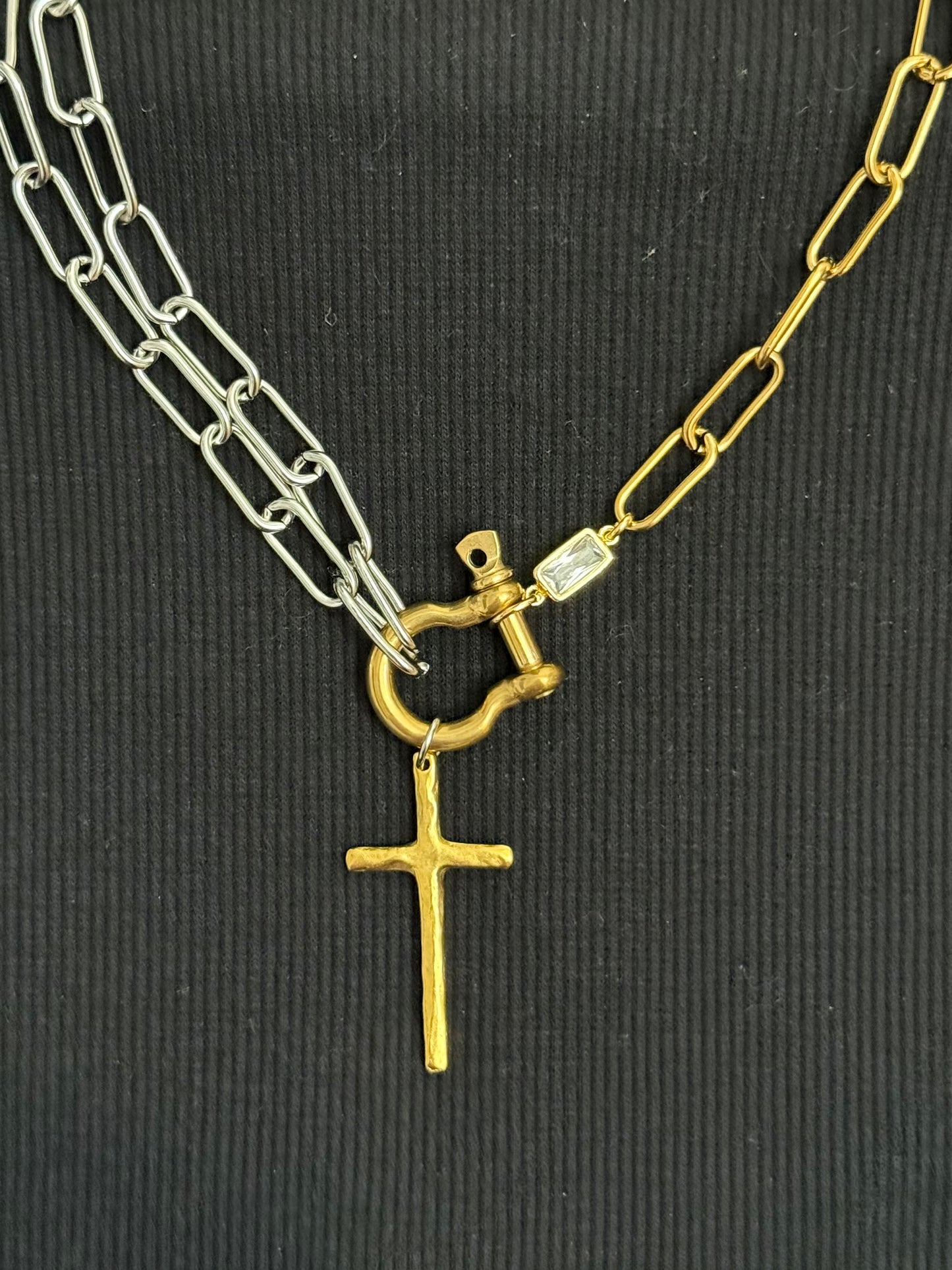 ✨Pre-Order✨ Two-Tone Paperclip Chain Shackle Necklace,