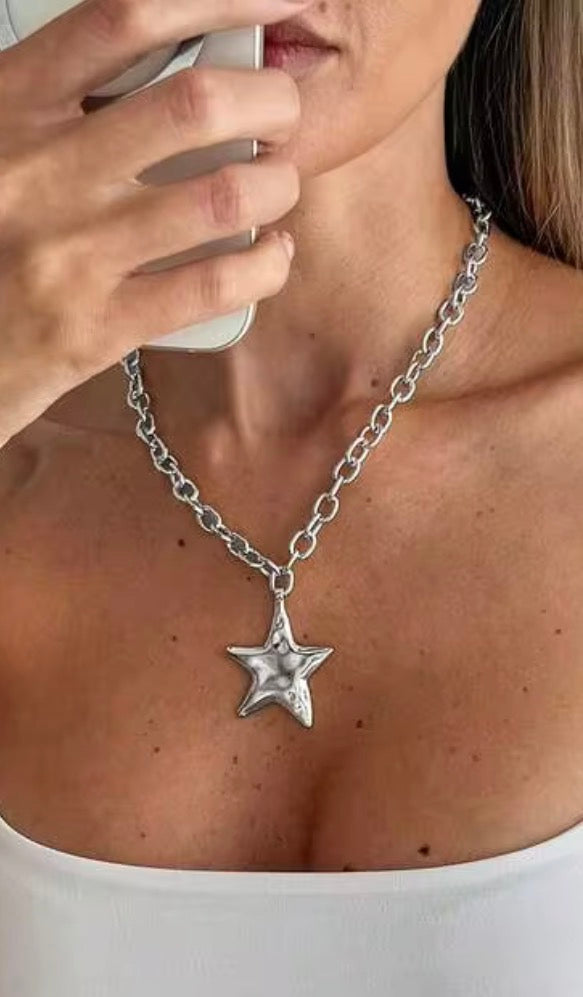Silver Chain Necklace with 1.5” Silver Star Pendant.