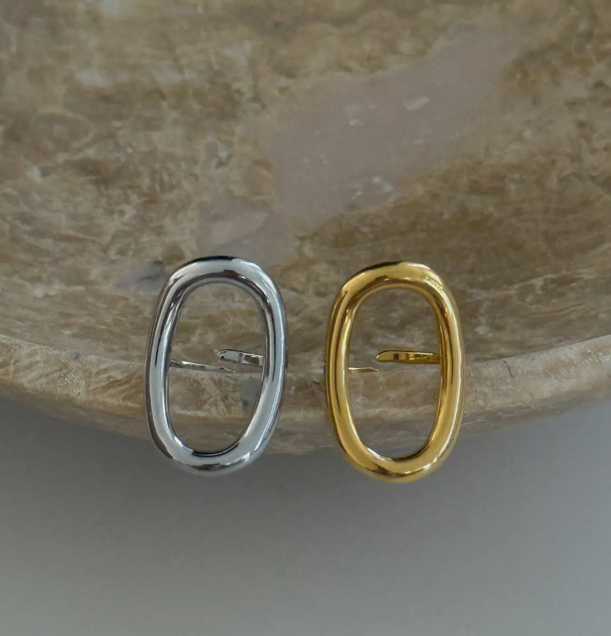 Gold Amanda OVAL Ring