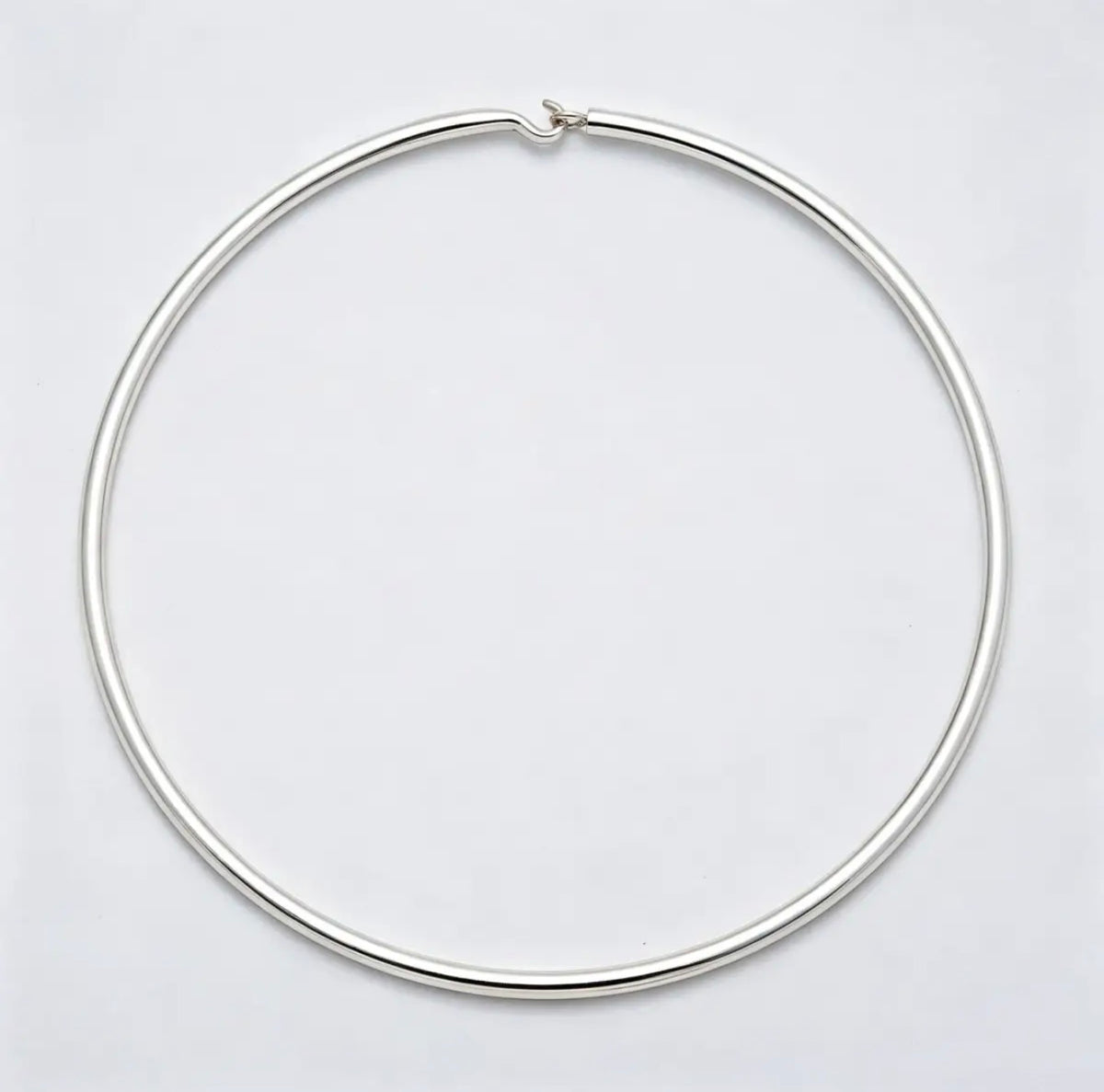 Summer 16K Silver Filled 4mm Minimalist Thick Wide Tube Torque Choker Floating Collar Necklace