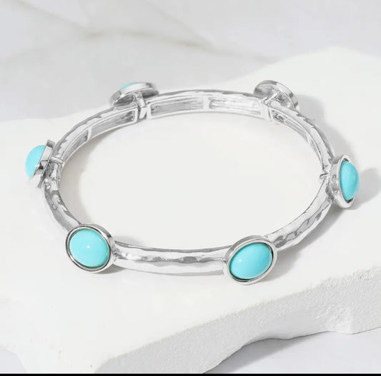 Turquoise Oval Stone Cluster Pointed
Stretch Bracelet