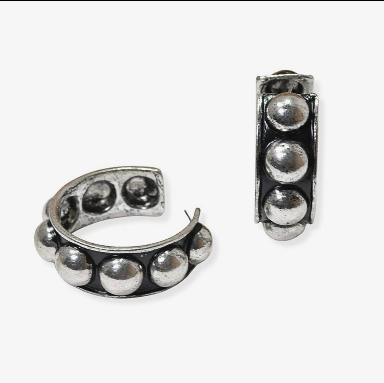 Western Ball Textured Round
Hoop Earring