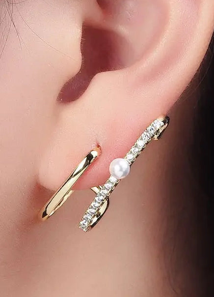 14K Gold Filled Double Claw Bar
Cz Pearl Stud Earrings