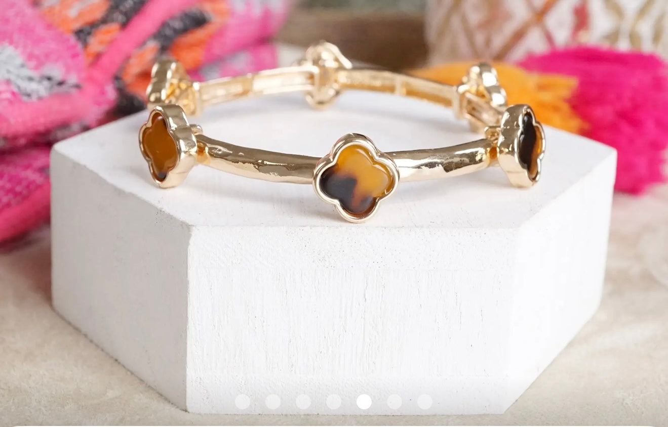 Tortoise Clover Stretch Bangle Bracelet
