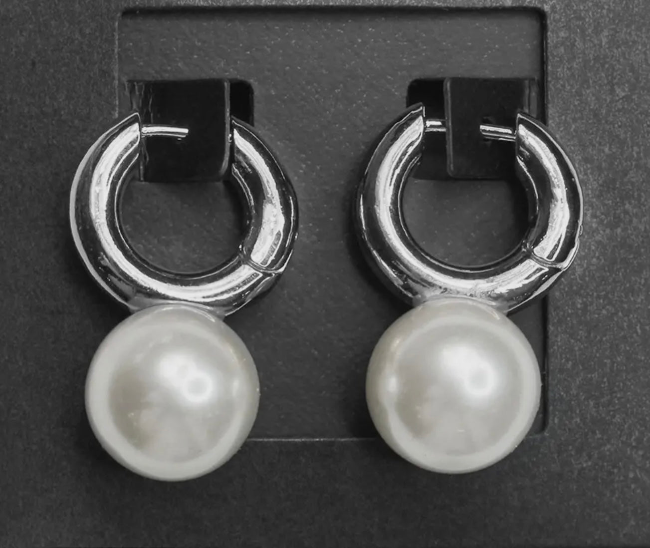 Silver Shiny Hoop Earrings with Pearl Drop
