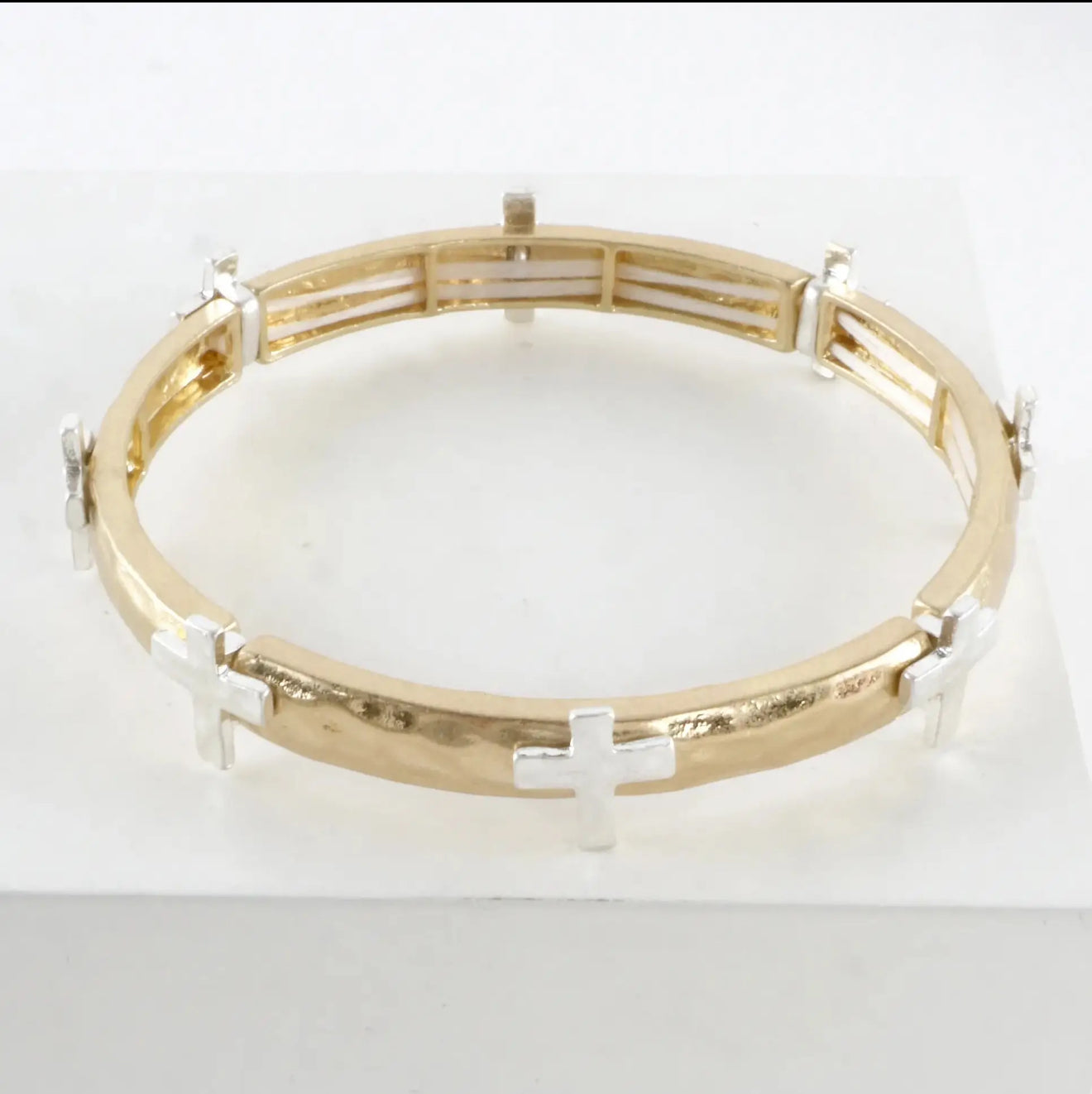 Hammered Cross Stretch
Bangle Bracelet
Worn Gold Worn Silver