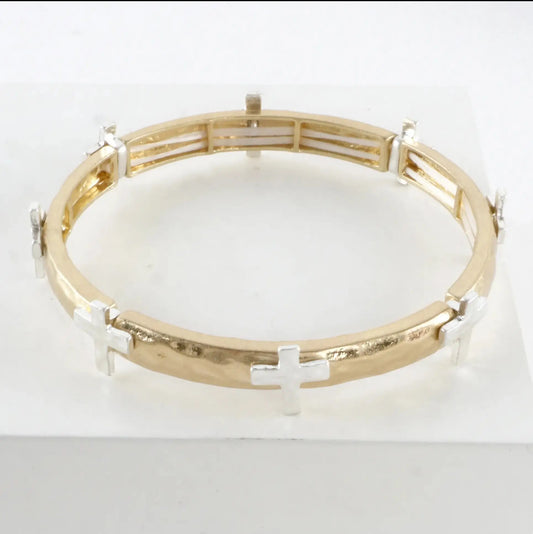 Hammered Cross Stretch
Bangle Bracelet
Worn Gold Worn Silver