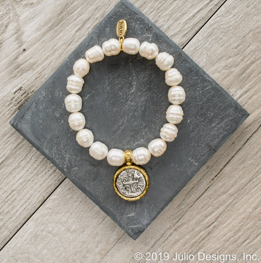 Fairy Freshwater Pearl with Mixed Metal Coin Charm
Bracelet