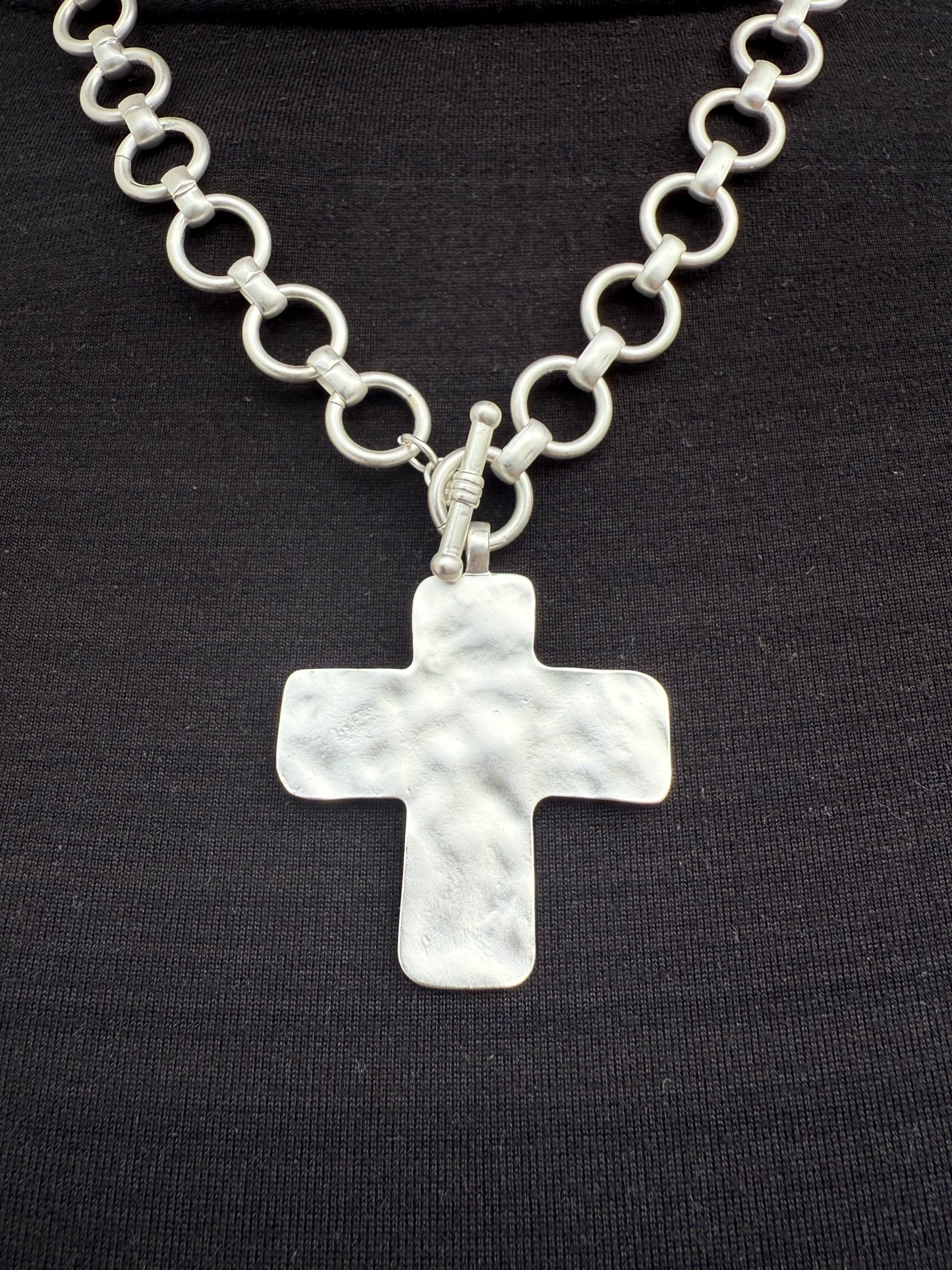 Silver Chunky Chain Toggle Necklace with Hammered Cross Pendant